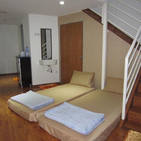 The Ceo Duplex Soho Suite 峇六拜 外观 照片