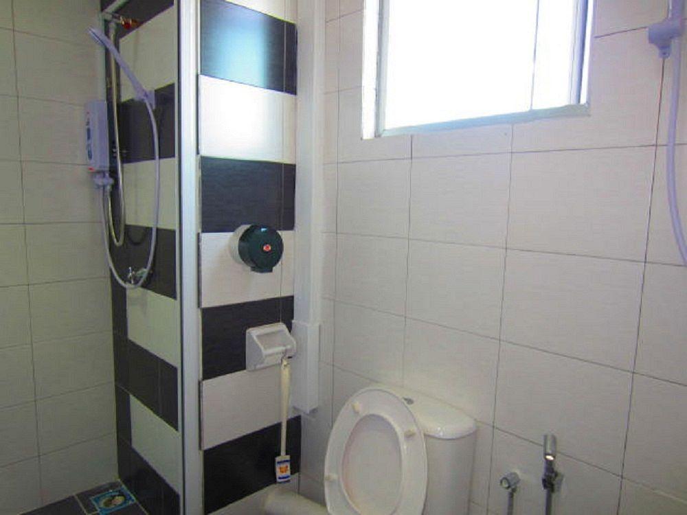 The Ceo Duplex Soho Suite 峇六拜 外观 照片