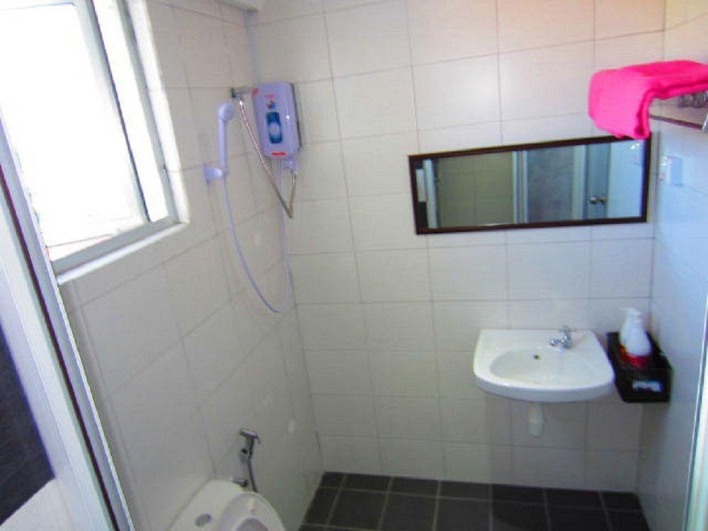 The Ceo Duplex Soho Suite 峇六拜 外观 照片