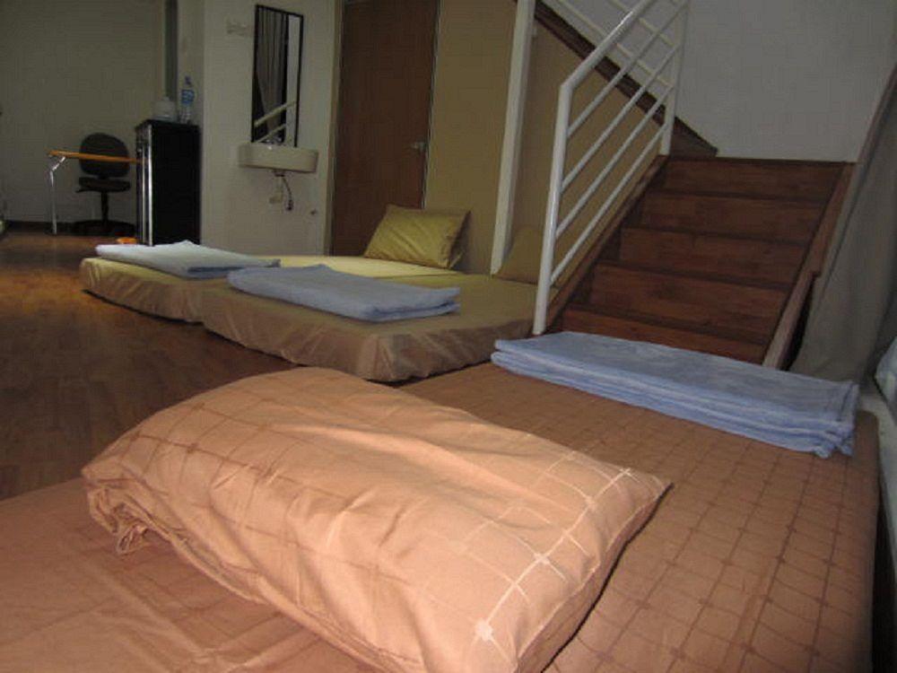 The Ceo Duplex Soho Suite 峇六拜 外观 照片