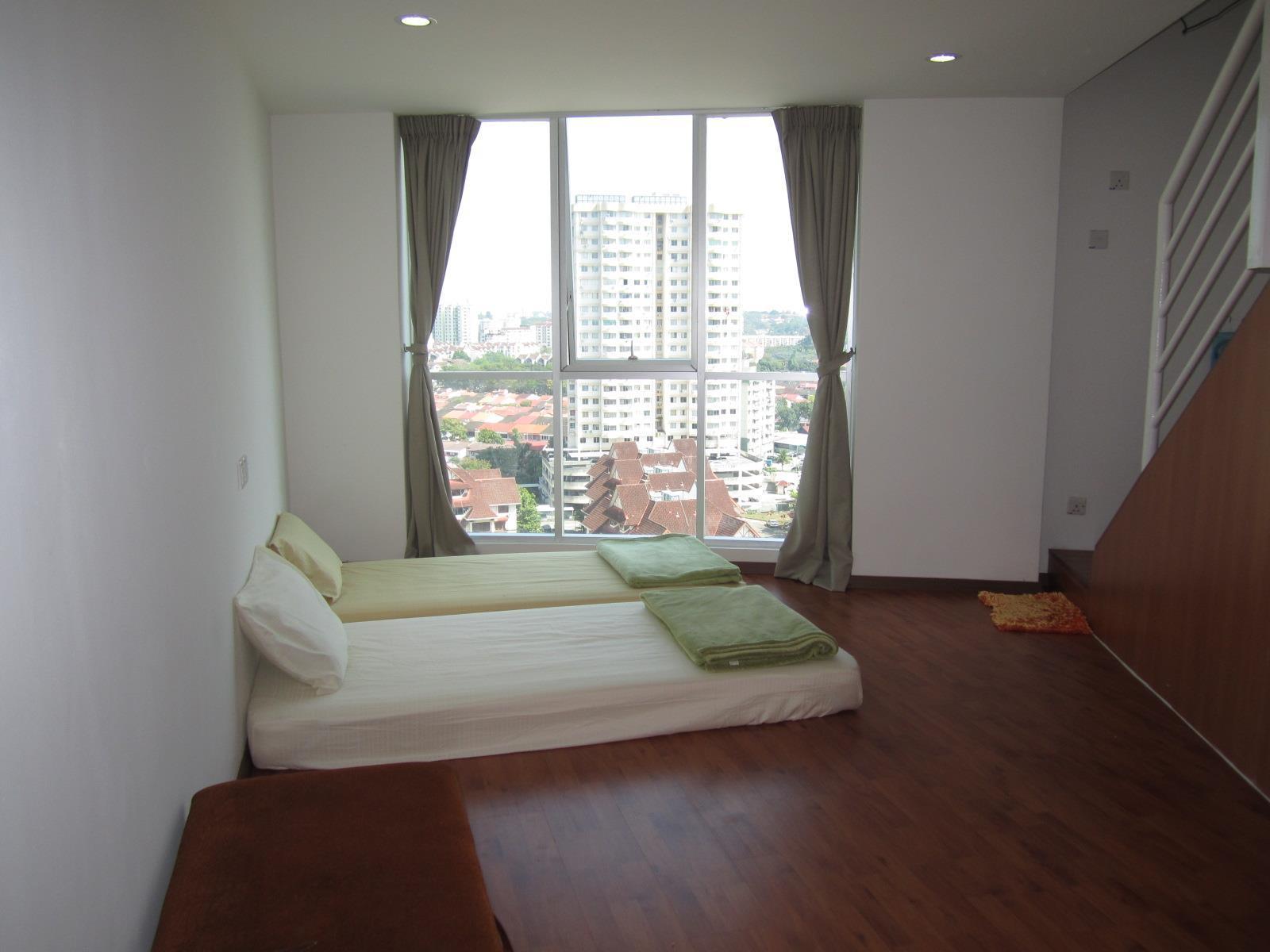 The Ceo Duplex Soho Suite 峇六拜 外观 照片