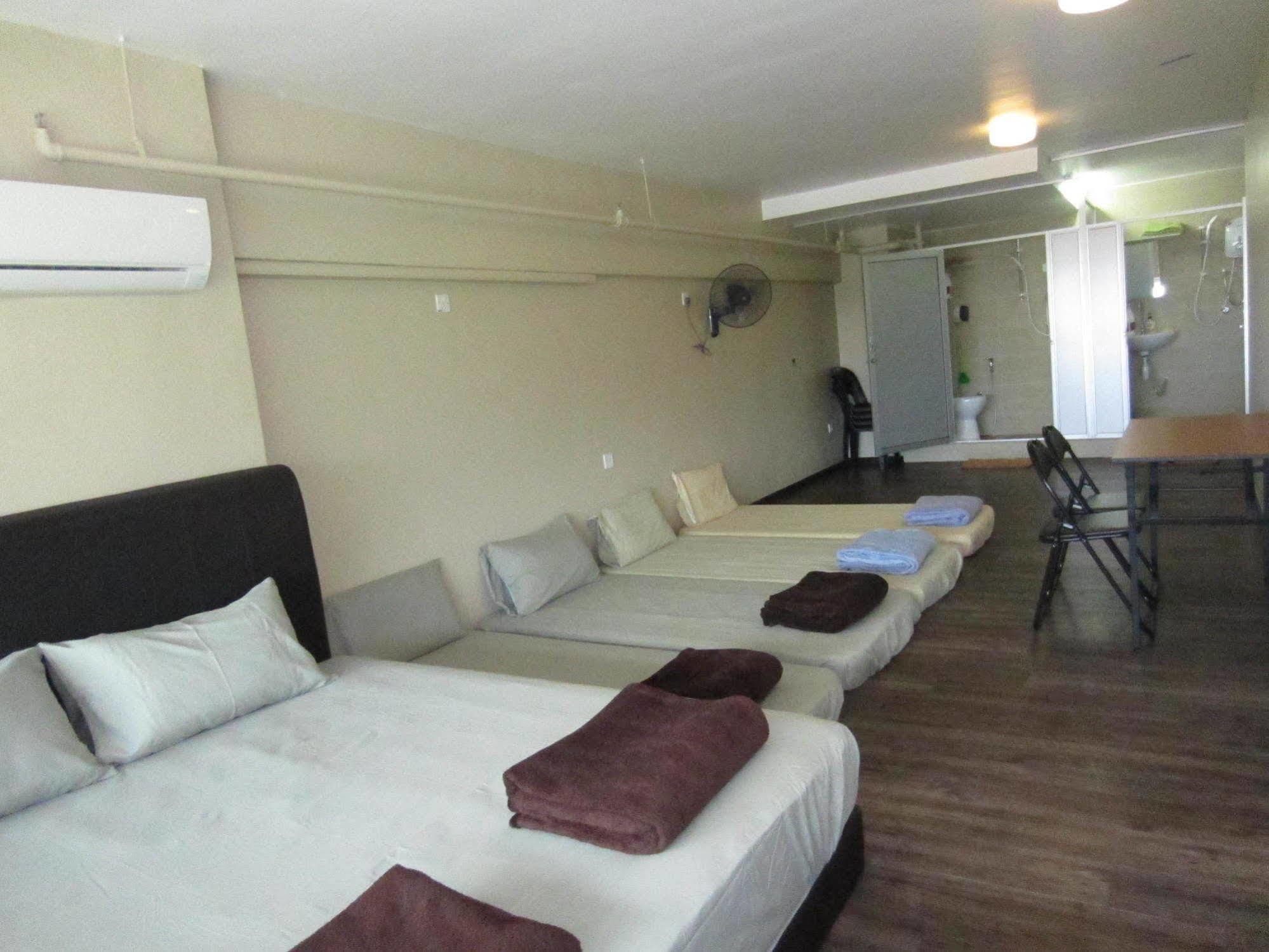 The Ceo Duplex Soho Suite 峇六拜 外观 照片